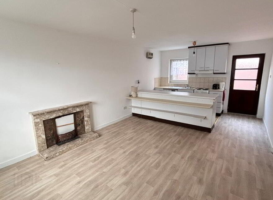 14 Adare Mews, Douglas, T12X53H