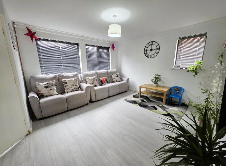 47 Erinvale Drive, Finaghy, Belfast, BT10 0GF