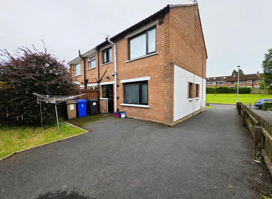 47 Erinvale Drive, Finaghy, Belfast, BT10 0GF