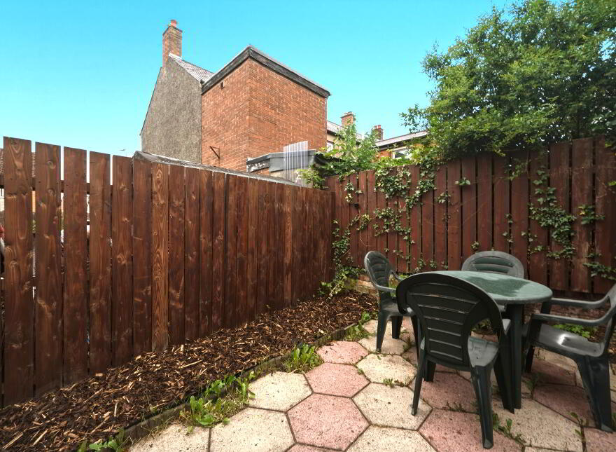 39 Devon Parade, Belfast, BT4 1LT