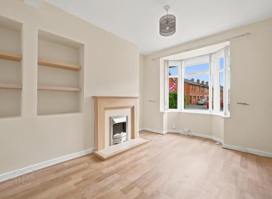 39 Devon Parade, Belfast, BT4 1LT