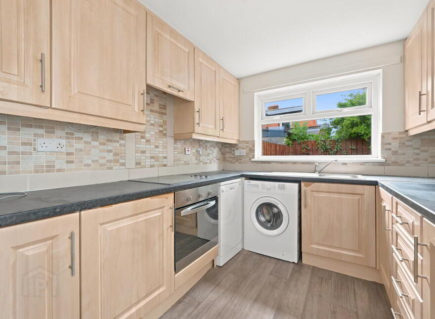 39 Devon Parade, Belfast, BT4 1LT