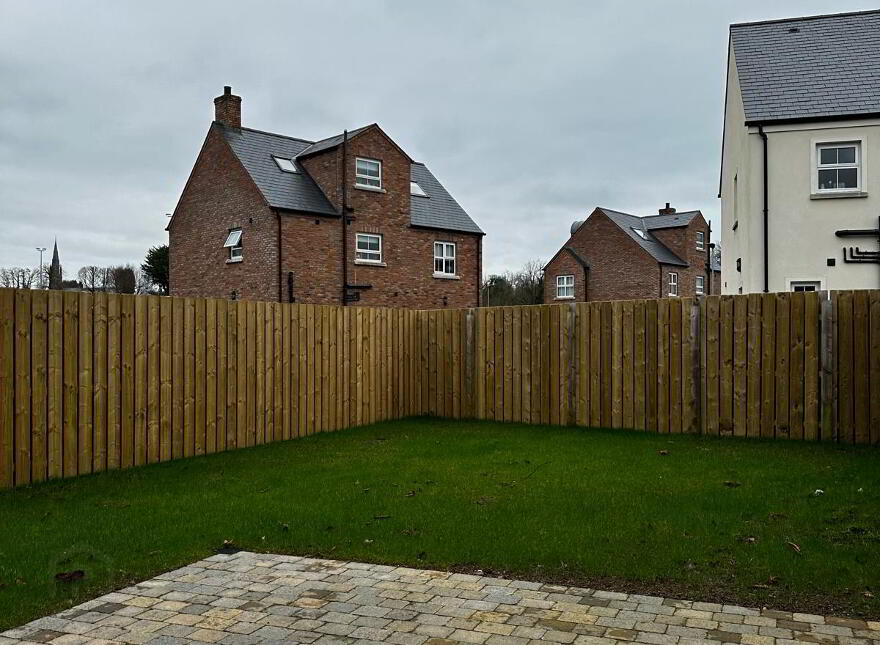 1B Castle Glen Avenue, Dungannon, BT71 6YF