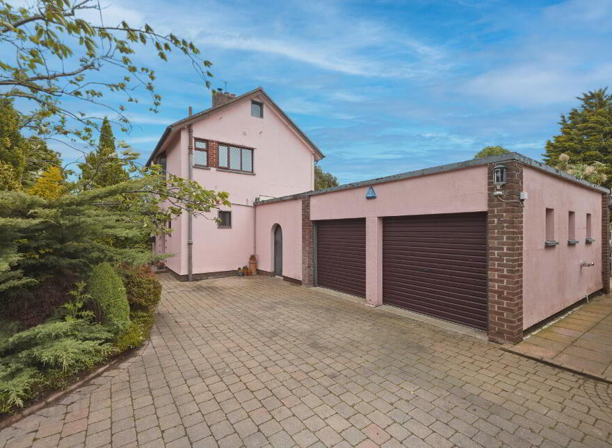 'Golden Yews', 2 Westmount Park, Newtownards, BT23 4BP