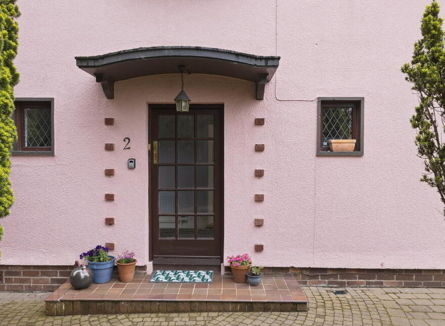 'Golden Yews', 2 Westmount Park, Newtownards, BT23 4BP