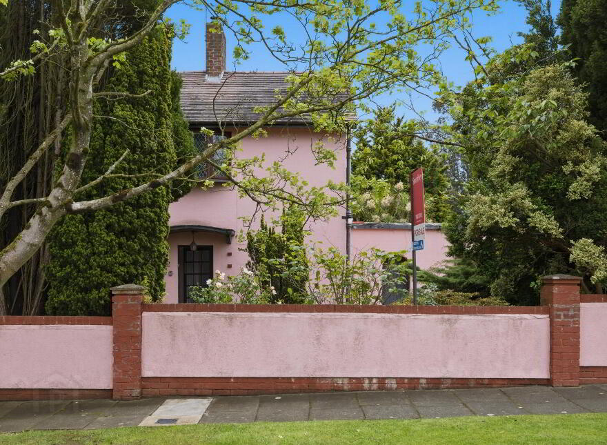 'Golden Yews', 2 Westmount Park, Newtownards, BT23 4BP