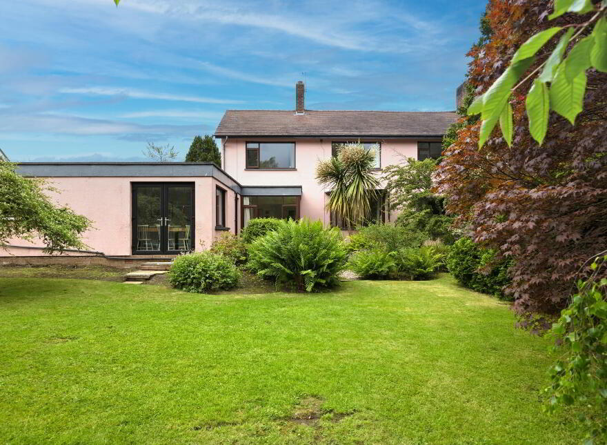'Golden Yews', 2 Westmount Park, Newtownards, BT23 4BP