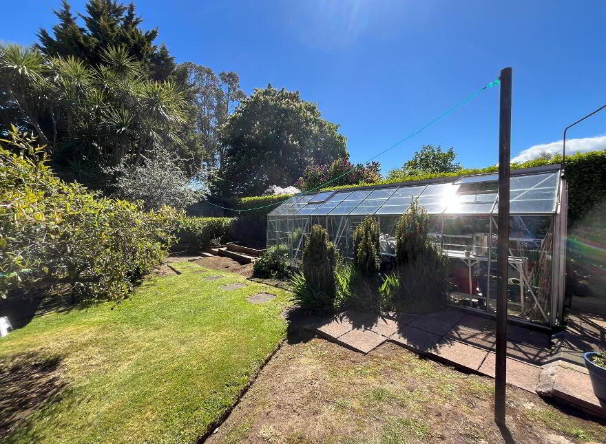 'Golden Yews', 2 Westmount Park, Newtownards, BT23 4BP