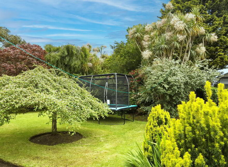 'Golden Yews', 2 Westmount Park, Newtownards, BT23 4BP