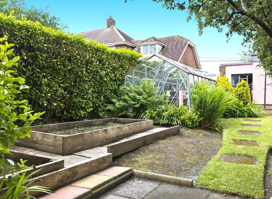 'Golden Yews', 2 Westmount Park, Newtownards, BT23 4BP