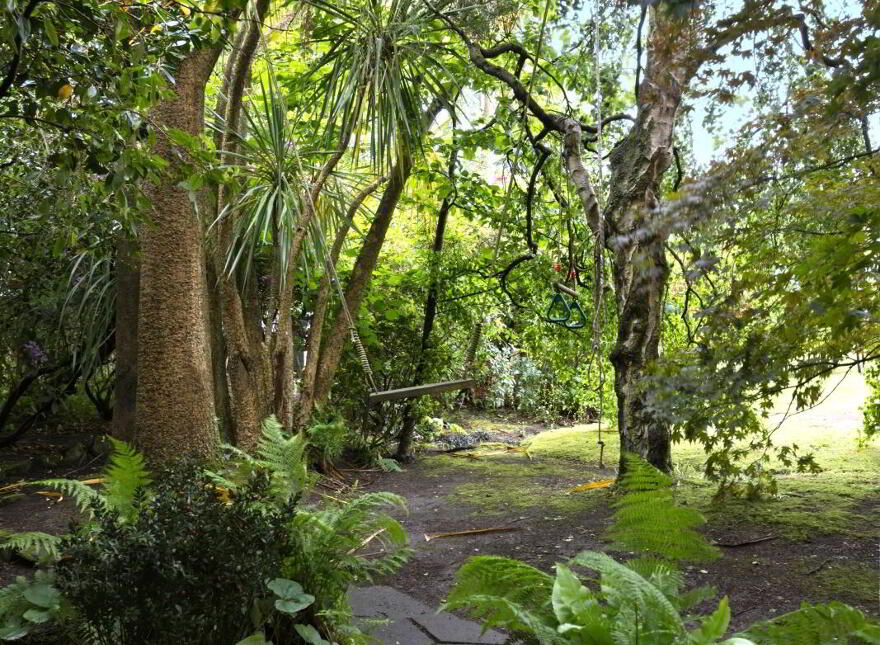 'Golden Yews', 2 Westmount Park, Newtownards, BT23 4BP