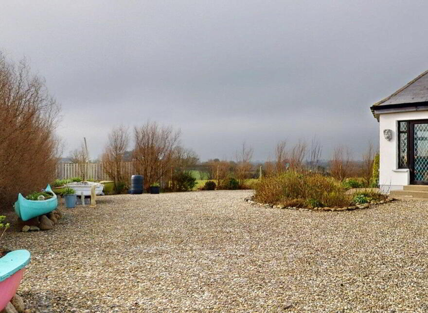 Dry Dock, Tenacre, Kilrane, Rosslare Harbour, Y35C7P3