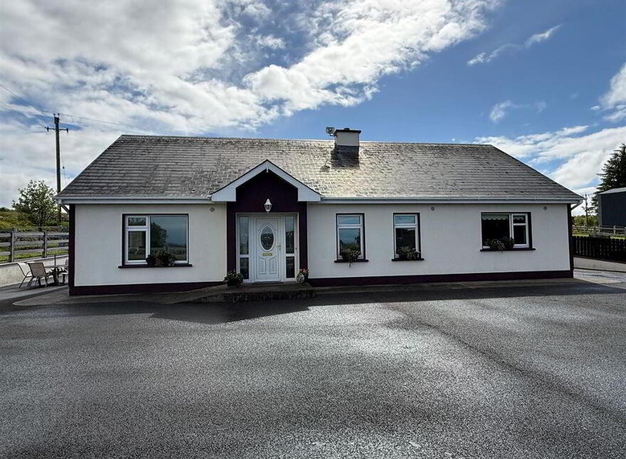 Currinah, Carracastle, Ballaghaderreen, F45E403