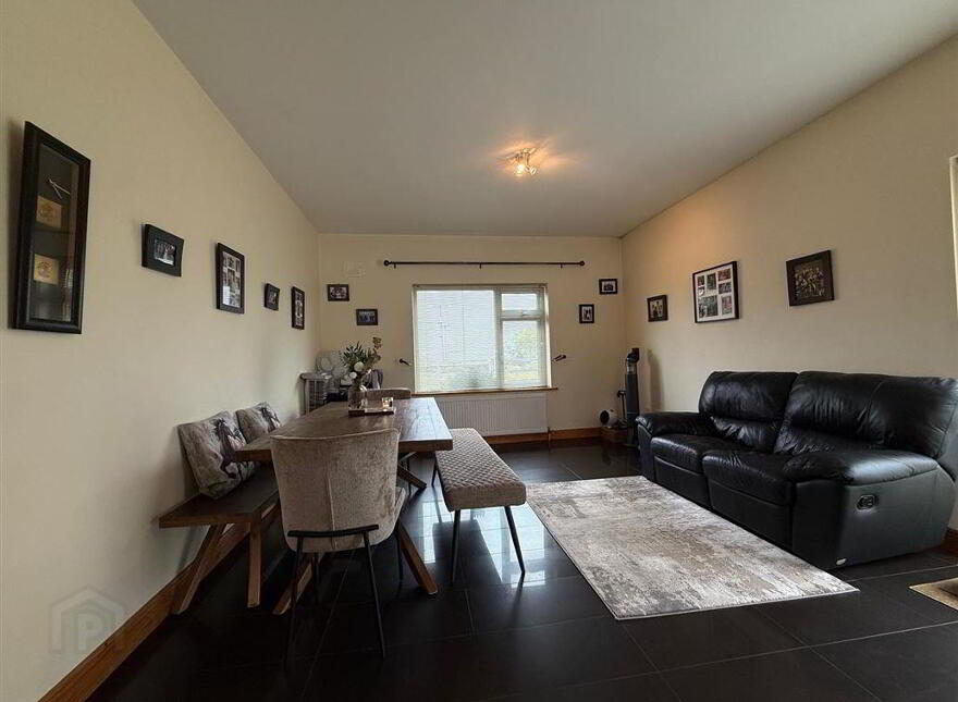 Currinah, Carracastle, Ballaghaderreen, F45E403