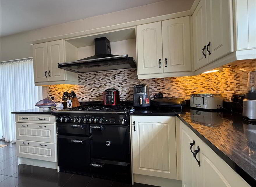 Currinah, Carracastle, Ballaghaderreen, F45E403