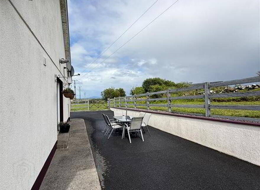 Currinah, Carracastle, Ballaghaderreen, F45E403
