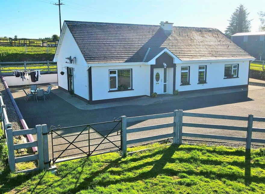 Currinah, Carracastle, Ballaghaderreen, F45E403