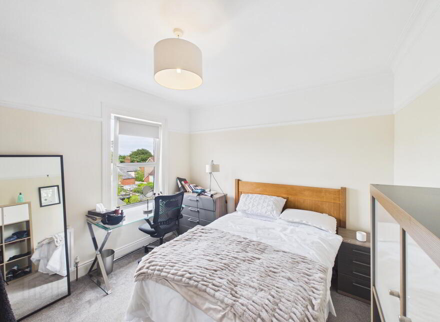 15 Everton Drive, Belfast, BT6 0LJ