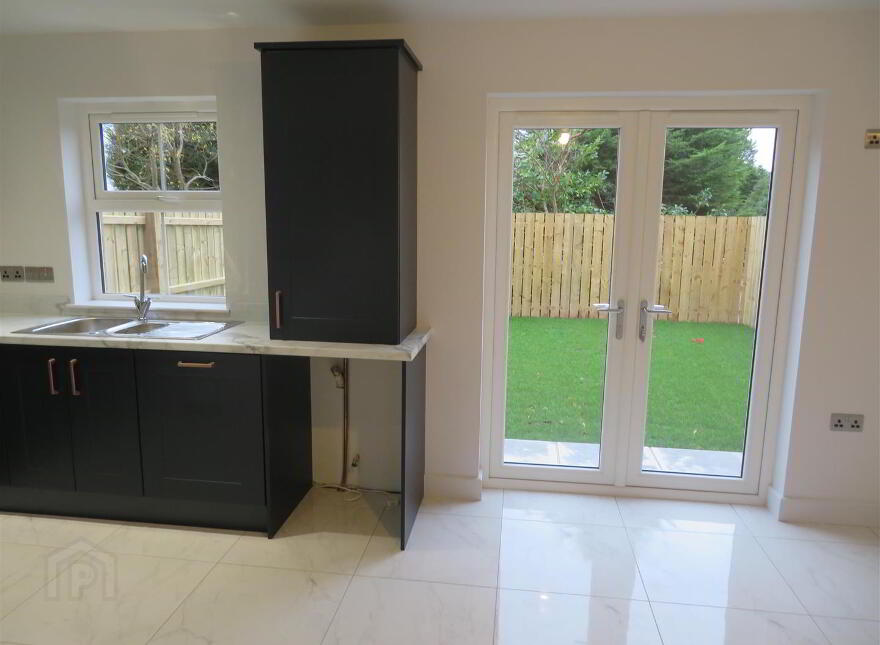 5 Charles Baron Court, Lurgan, BT66 7FW