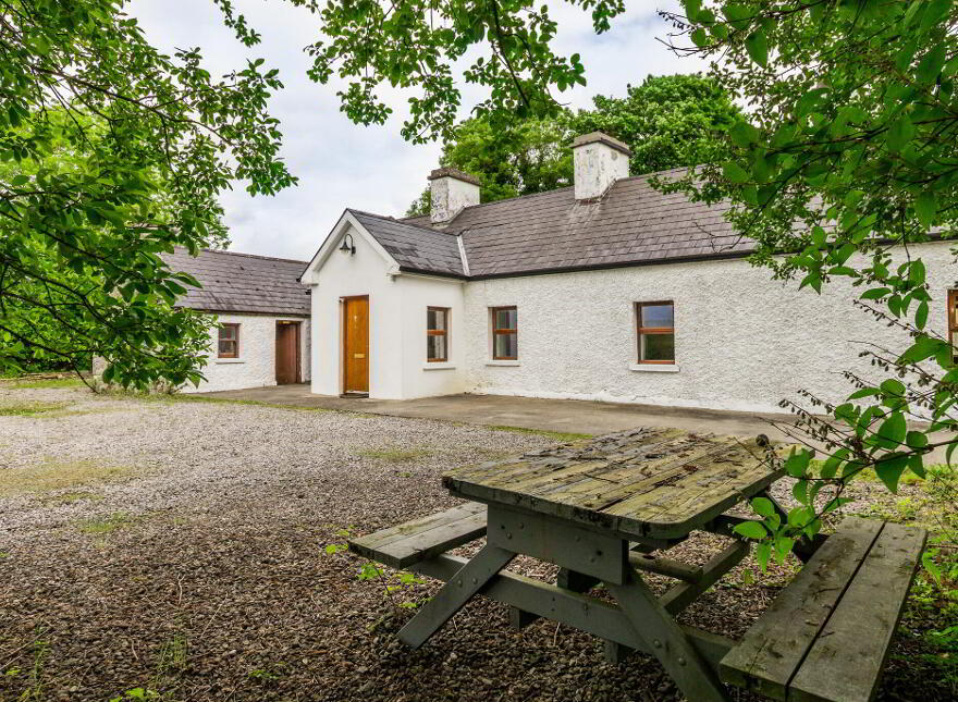 Lisnanarriagh, Ballyleague, Ballyleague, F42RR02