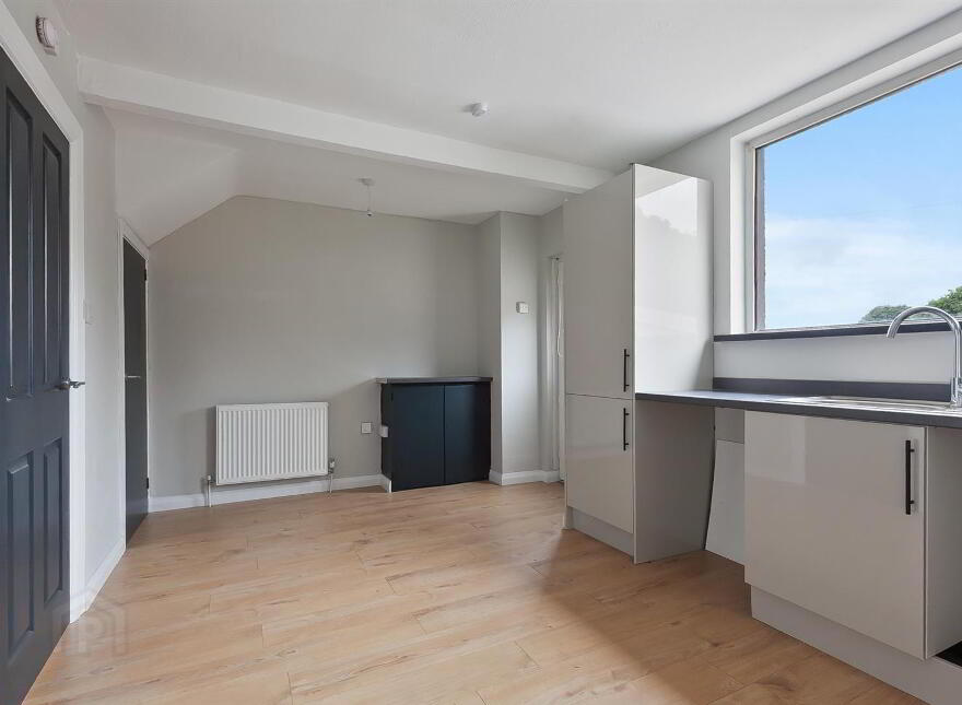 14 Glenvarna Square, Newtownabbey, BT36 5JG