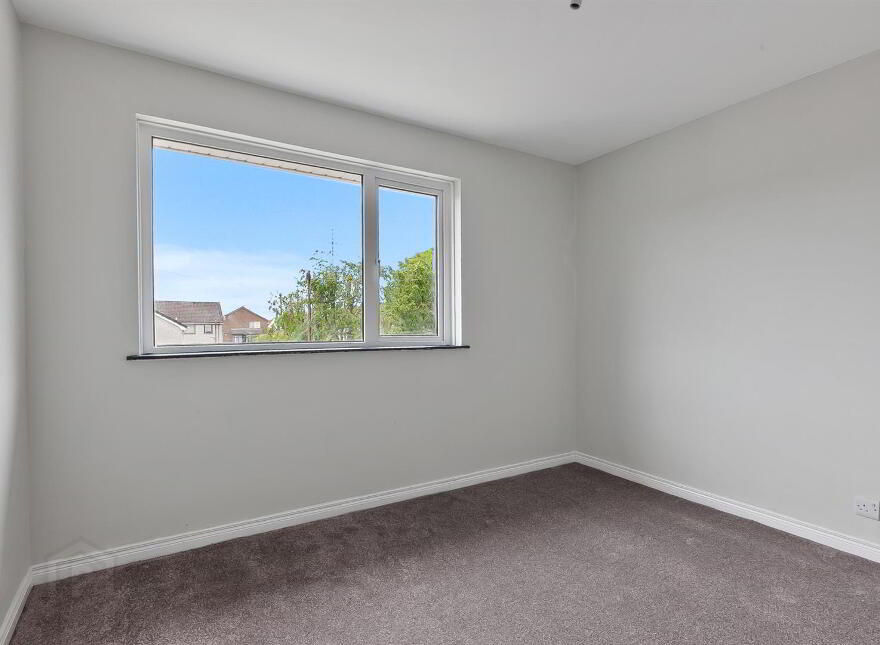 14 Glenvarna Square, Newtownabbey, BT36 5JG