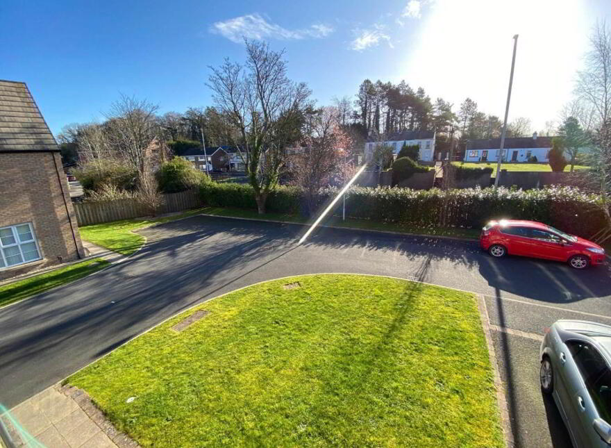 10 Eaton Court, Dunmurry, Belfast, BT17 9FT