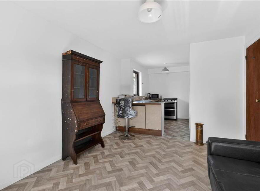 6 Colenso Court, Belfast, BT9 5AQ