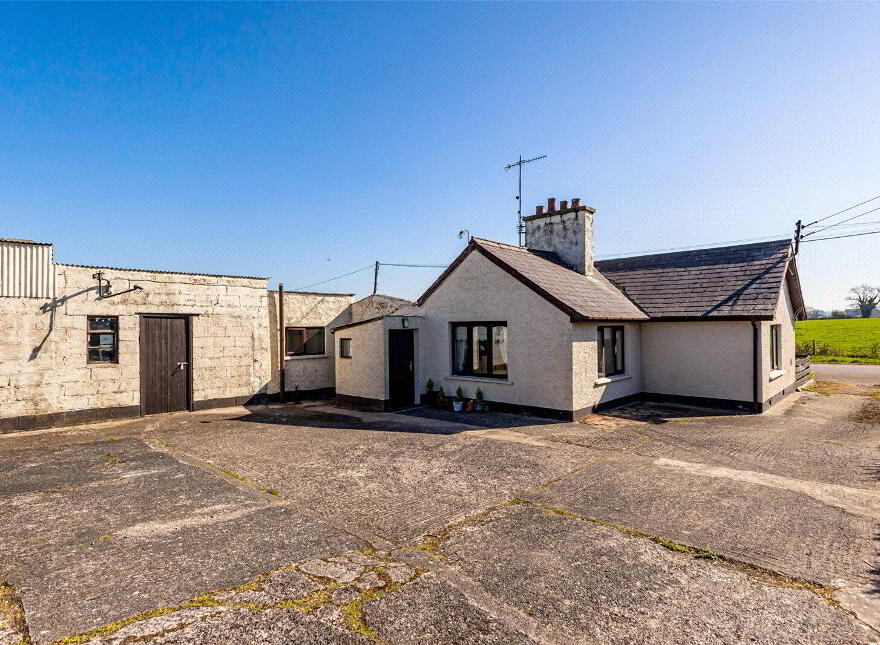 11 Shore Road, Ballinderry Upper, Lisburn, BT28 2LQ