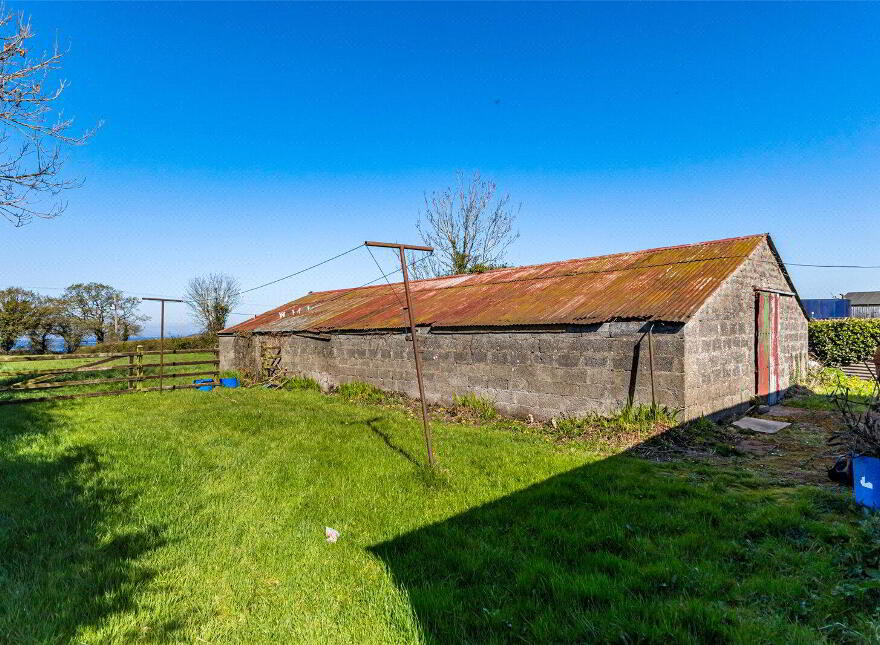 11 Shore Road, Ballinderry Upper, Lisburn, BT28 2LQ
