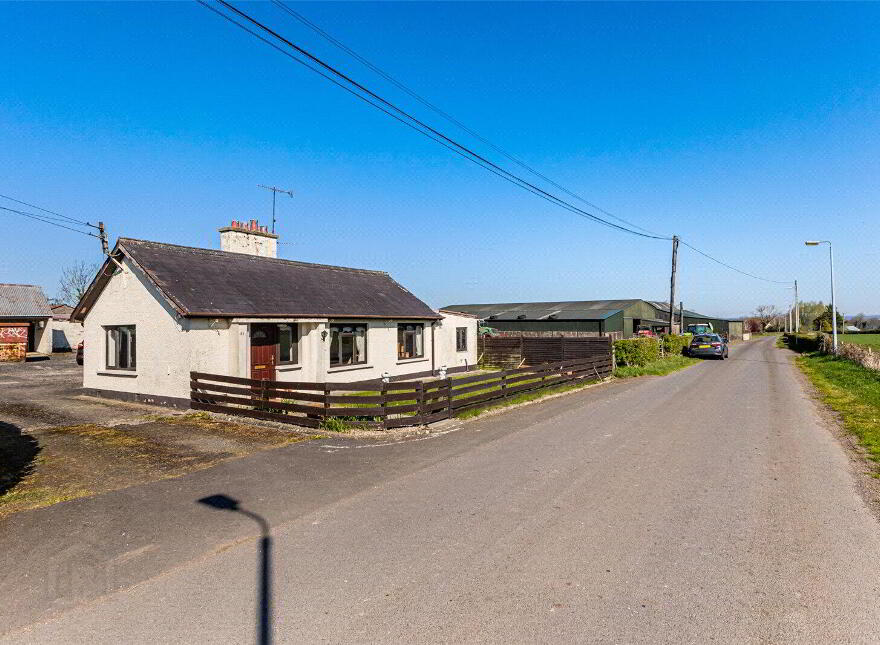 11 Shore Road, Ballinderry Upper, Lisburn, BT28 2LQ