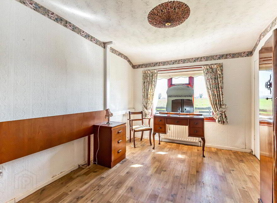 11 Shore Road, Ballinderry Upper, Lisburn, BT28 2LQ