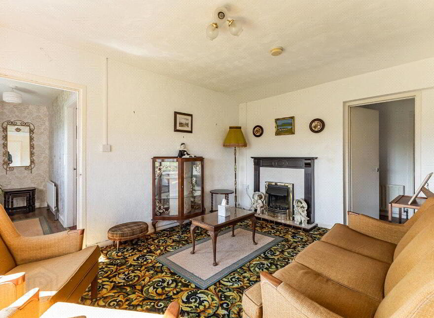 11 Shore Road, Ballinderry Upper, Lisburn, BT28 2LQ