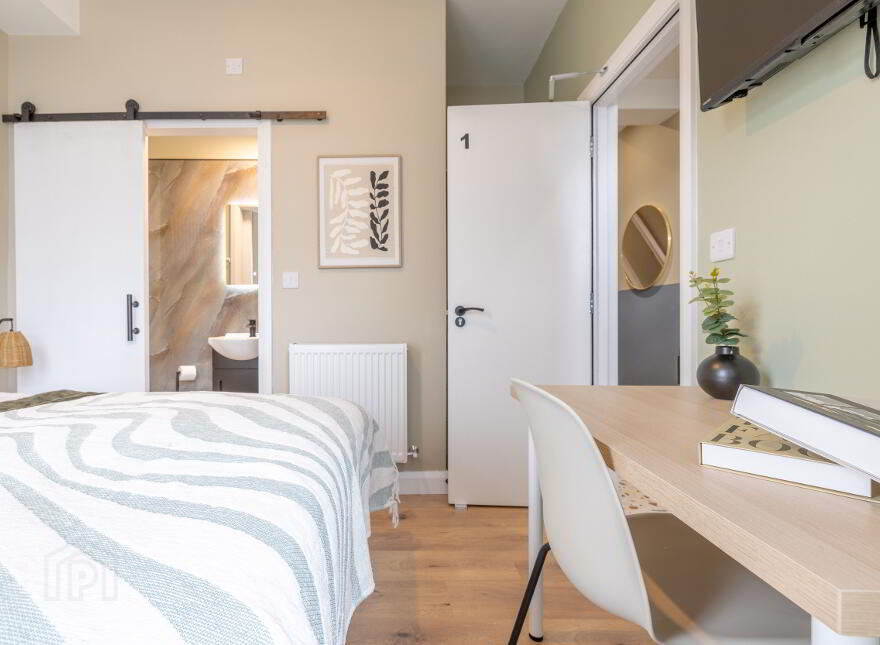 49 Woodcot, Belfast, BT5 5JB