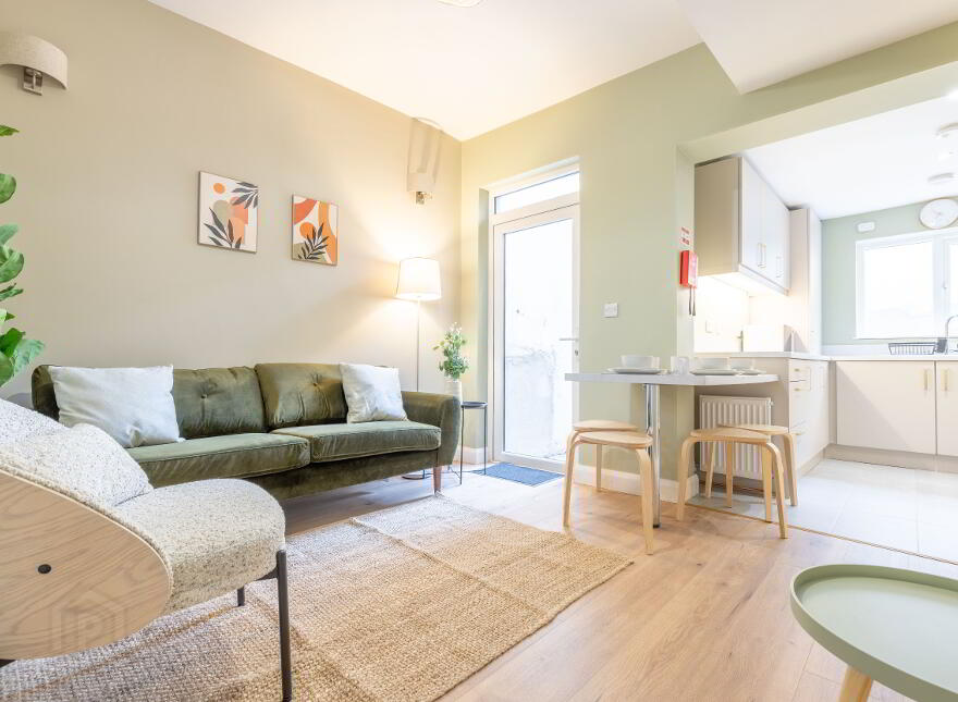 49 Woodcot, Belfast, BT5 5JB