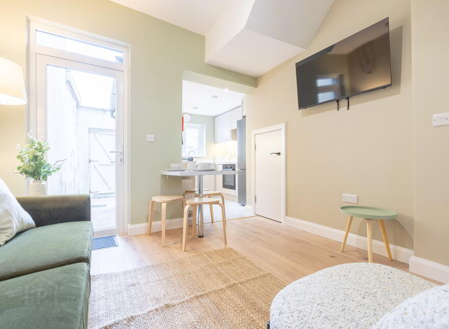 49 Woodcot, Belfast, BT5 5JB