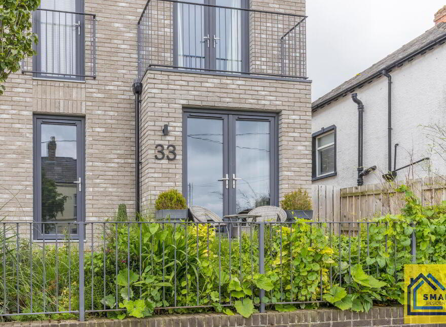 33 Byron Halt, Holywood, BT18 9JT