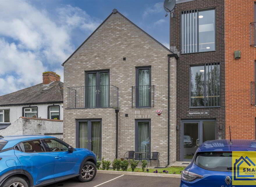33 Byron Halt, Holywood, BT18 9JT