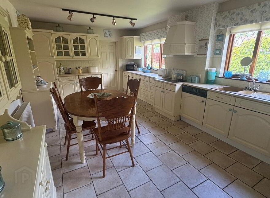 138 Strabane Road, Castlederg, BT81 7JD