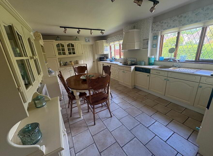 138 Strabane Road, Castlederg, BT81 7JD