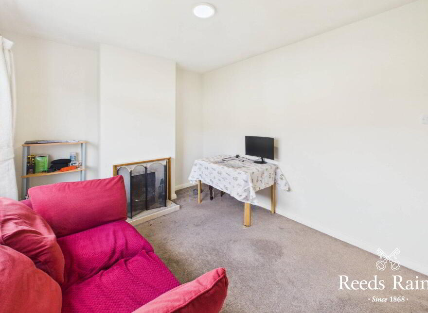 27 Kilwarlin Walk, Belvoir, Belfast, BT8 7EQ
