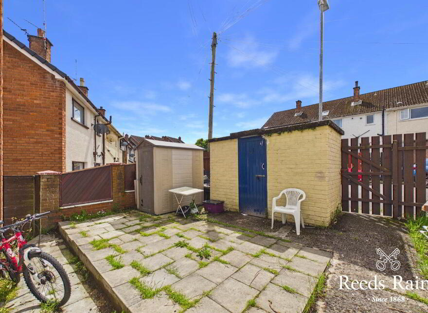 27 Kilwarlin Walk, Belvoir, Belfast, BT8 7EQ