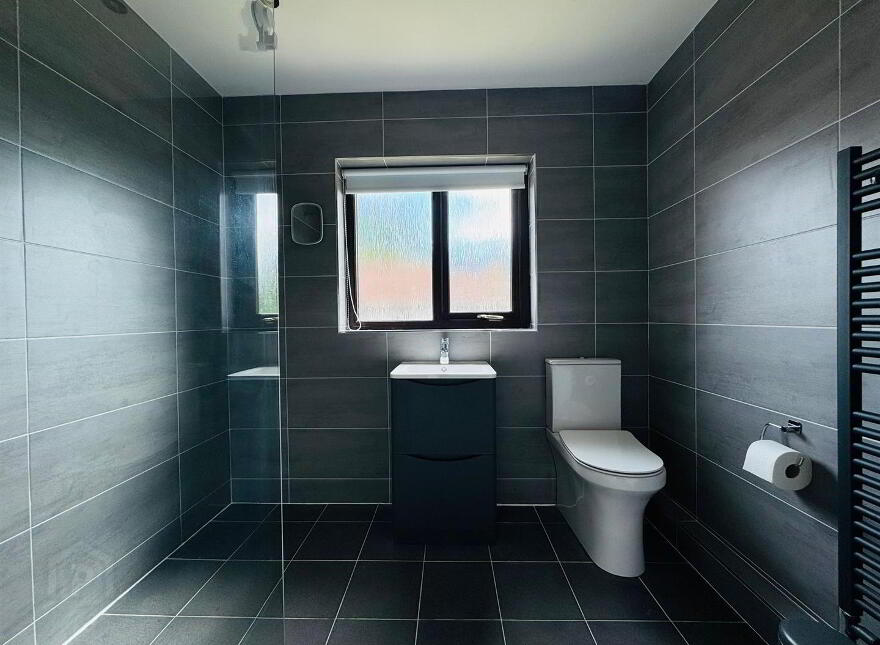 1 Lakeview Way, Carnmoney Road North, Newtownabbey, BT36 5ZY