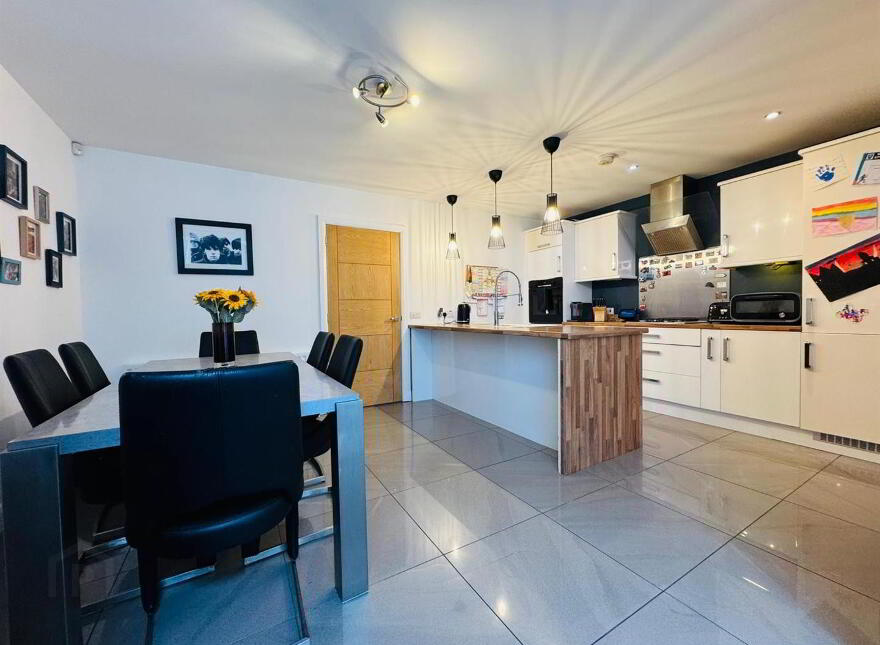 2 Loughshore Courtyard, Circular Road, Newtownabbey, BT37 0ZS