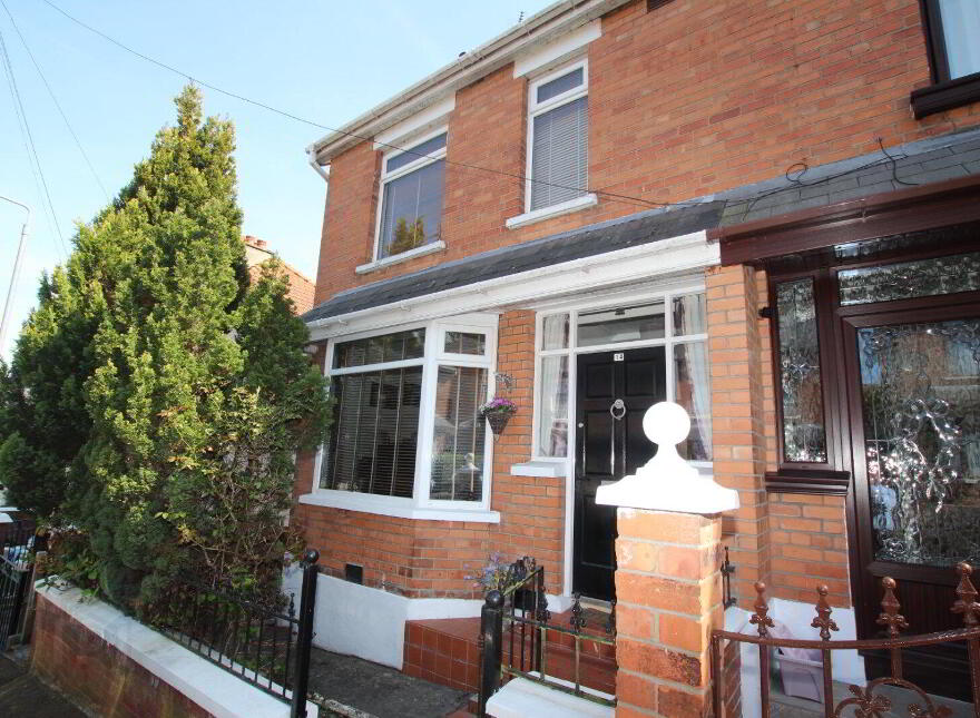 14 Bennett Drive, Belfast, BT14 6DB