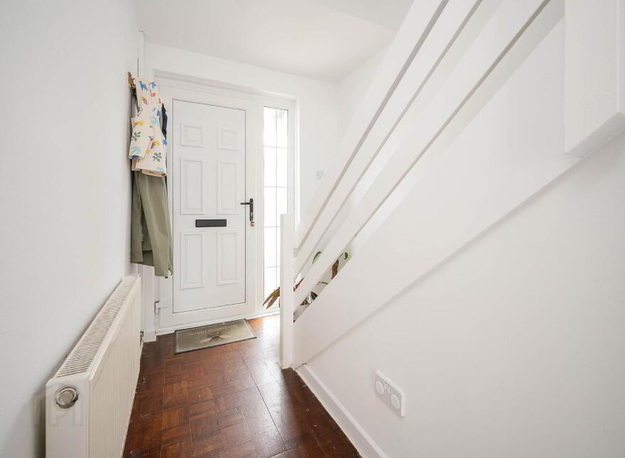 10 Hollymount Court, Belfast, BT10 0HA
