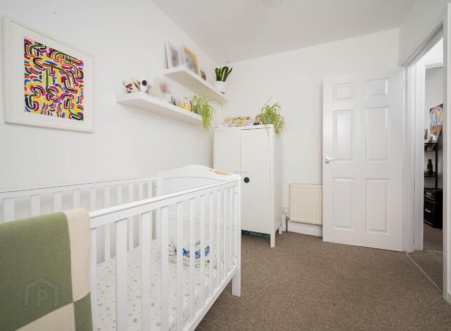 10 Hollymount Court, Belfast, BT10 0HA