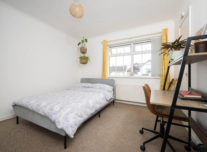 10 Hollymount Court, Belfast, BT10 0HA