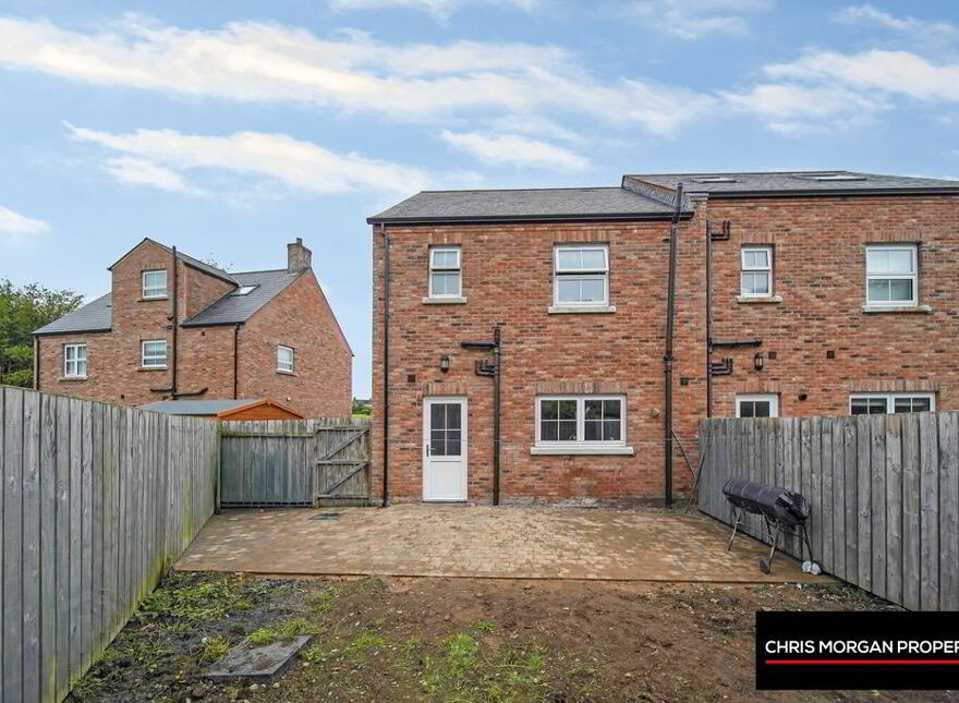 3 Castle Glen Ponds, Ranfurly Road, Dungannon, BT71 6XX