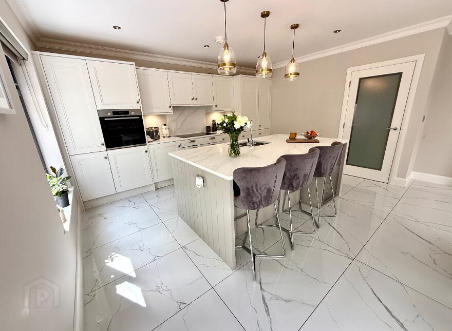 16 Lisowen, Limavady Road, Derry, BT47 6LY